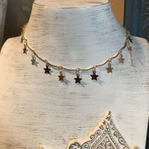 Dainty star charms choker necklace - Picture 5 of 8